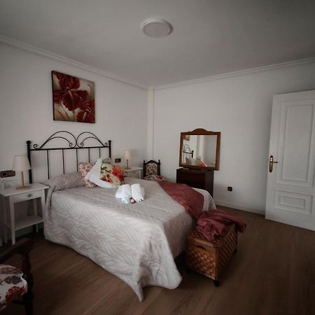 Hotel El Coterin Apartamentos Y Habitaciones Arenas De Cabrales Eksteriør bilde