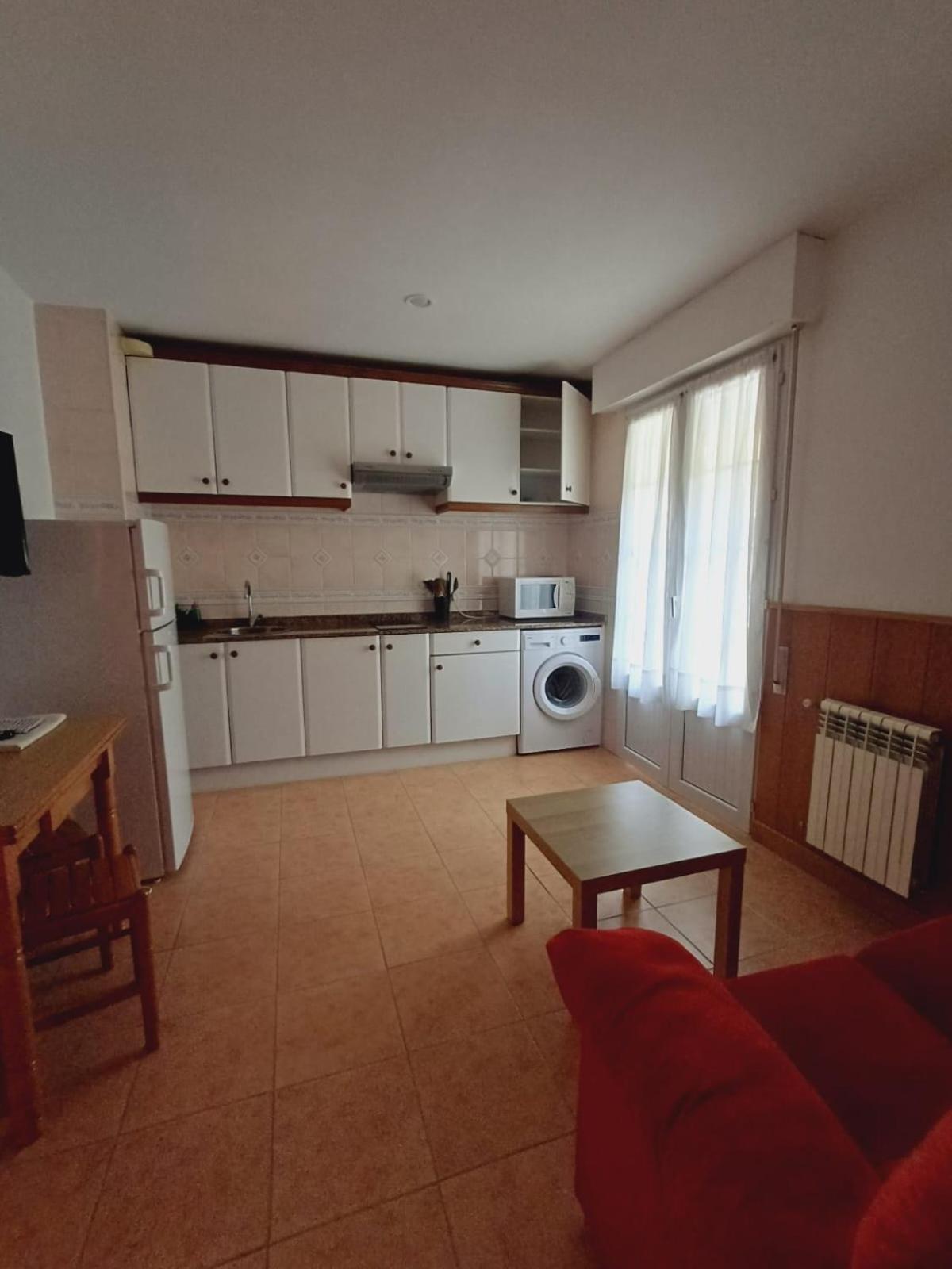 Hotel El Coterin Apartamentos Y Habitaciones Arenas De Cabrales Eksteriør bilde