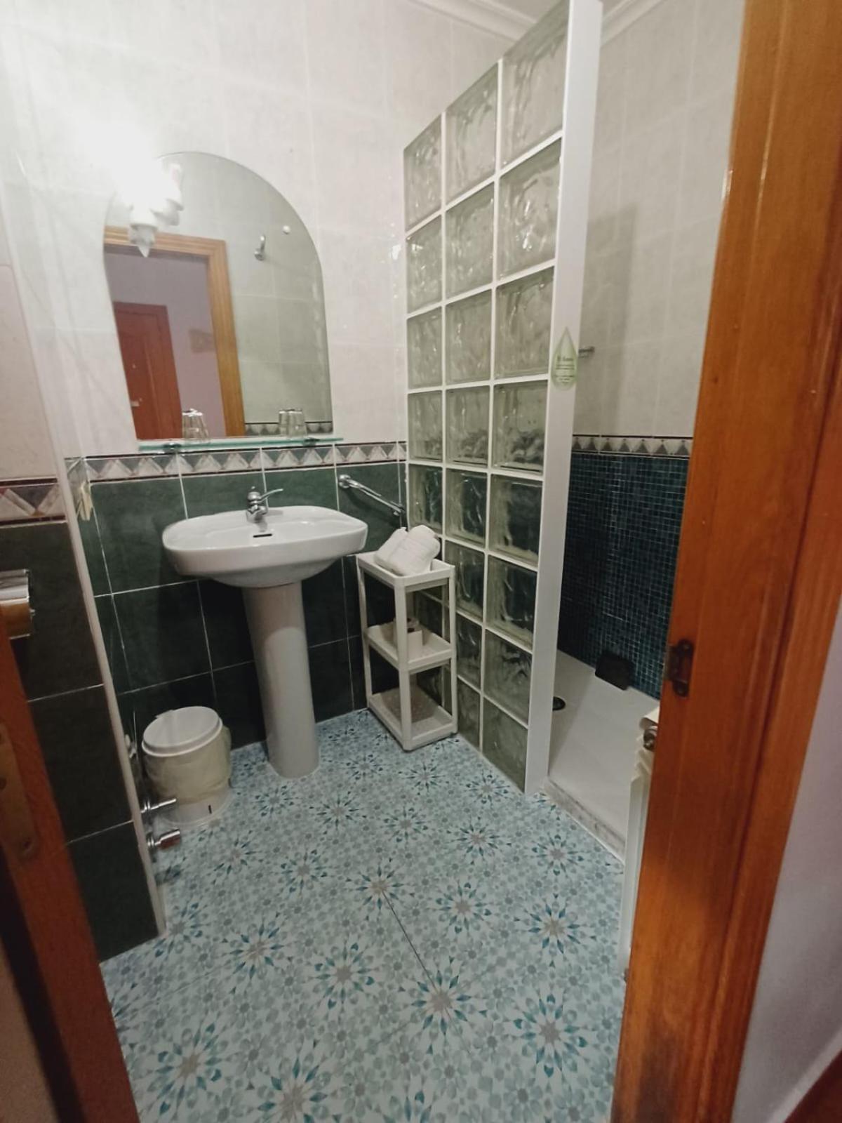 Hotel El Coterin Apartamentos Y Habitaciones Arenas De Cabrales Eksteriør bilde